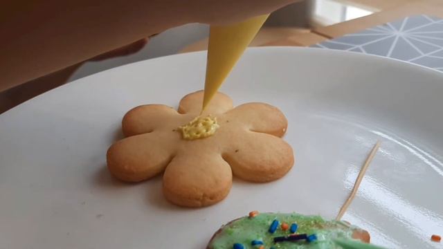 Lukas XP DIY Cookielicious Kit смотреть онлайн