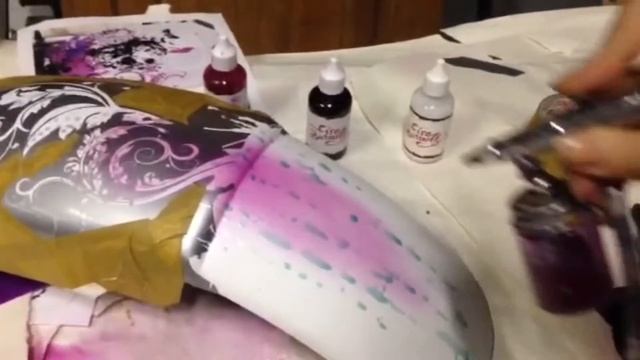 Аэрография на Harley Davidson Muscle красками BUGTONE смотреть онлайн