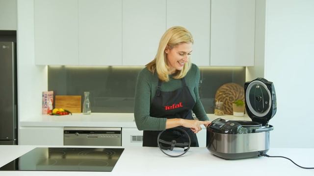 At Home with Tefal | Seed and Walnut Bread using Tefal Multicook & Stir Rice and Multicooker смотреть онлайн