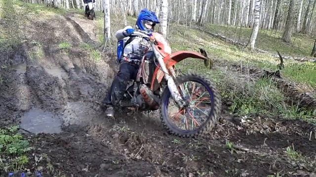 Honda xr 250. эндуро покатухи. в поисках грязи.. смотреть онлайн