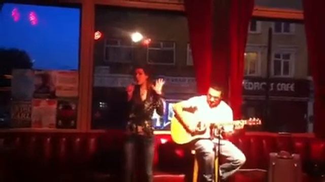 Maria Martinez and Daniel Cassar; Acoustic duo, Live from Camden Town, London смотреть онлайн