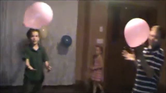 Tribe Rowanwick Youtube It's Raining Balloons Challenge смотреть онлайн