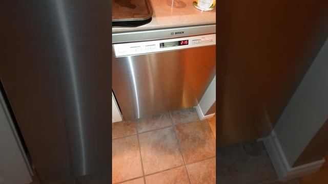 Lave vaisselle BOSCH смотреть онлайн