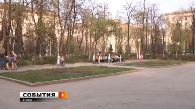 Блоггеры оторвались от мониторов и взялись за грабли смотреть онлайн