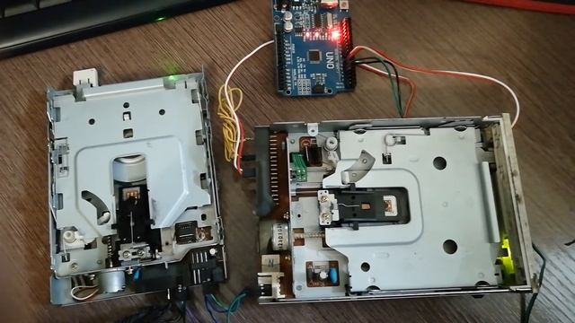 Turret Opera Portal 2 на floppy дисках и arduino смотреть онлайн