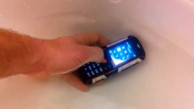 водонепроницаемый телефон смотреть онлайн
