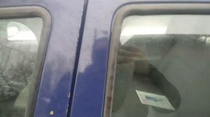 логан , ремонт провиших дверей