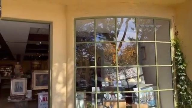 Carmel - город в Калифорнии на берегу Тихого океана. смотреть онлайн
