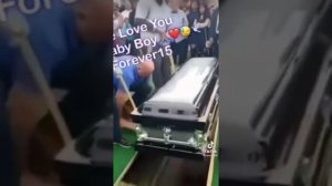 xxxtentacion's funeral 😔😞😭