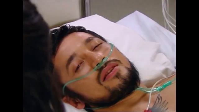 Ömer'in Hayatta Kalma Mücadelesi - Doktorlar смотреть онлайн