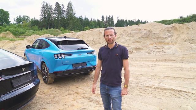 Ford Mustang Mach-E vs. Tesla Model 3: Elektro und Offroad? смотреть онлайн