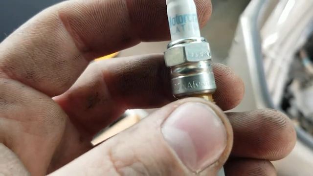 Ford v10 spark plugs. Motorcraft = NGK! смотреть онлайн