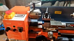 Маленький токарный станок с Китая в  мастерскую, или для гаража. Что он может? Стоит ли брать? Обзо