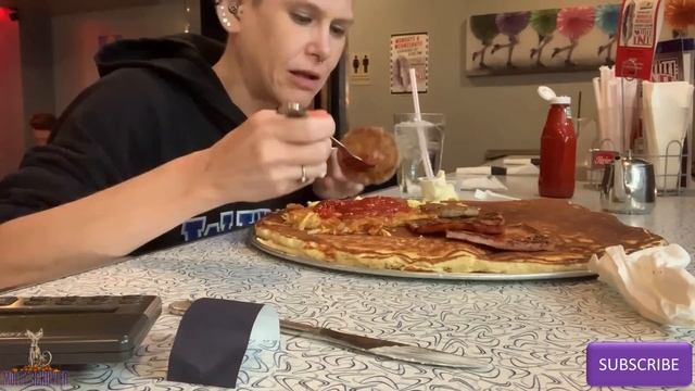 THE NICOLLET DINERS BARBARIAN CHALLENGE | MASSIVE BREAKFAST | MUKBANG FOR 10 MINUTES ? | 4th MEAL смотреть онлайн