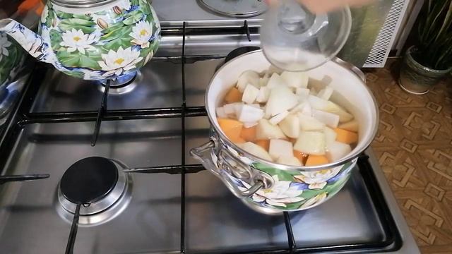 Суп-пюре из тыквы с грушей смотреть онлайн