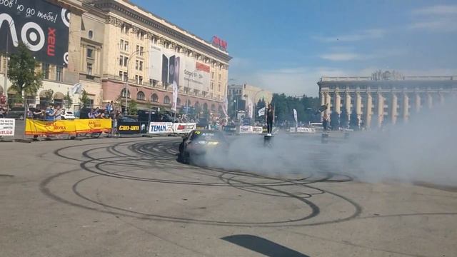 Дрифт. Харьковское авто-шоу 2018. смотреть онлайн