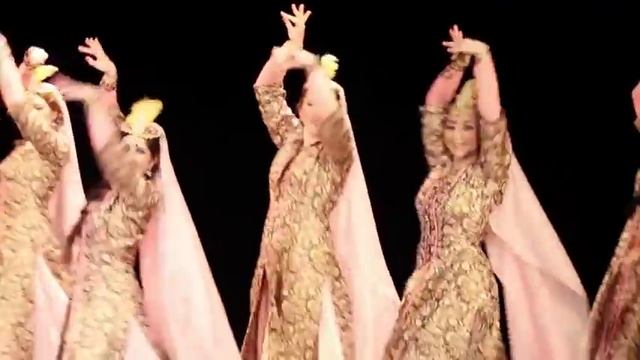 Shiraz Dance Group. Persian Dance. смотреть онлайн