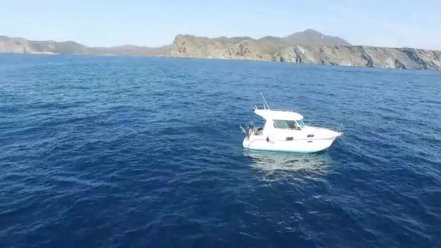 OCQUETEAU 760 AU LARGE DE CADAQUES смотреть онлайн