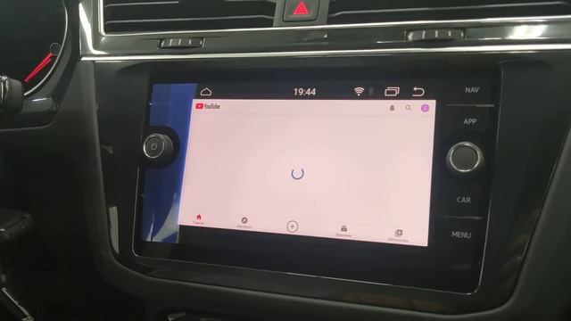 vw tiguan android на штатный монитор через адаптер carplay смотреть онлайн