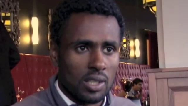 Sileshi Sihine wins 15k in Zevenheuvelenloop Nijmegen, interview & race footage смотреть онлайн