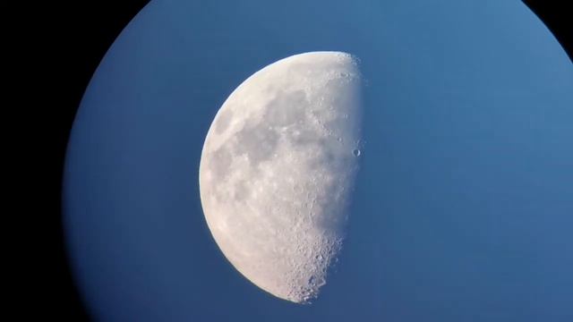 Testing Three Takahashi LE Eyepieces: Comparison And Observing The Moon смотреть онлайн