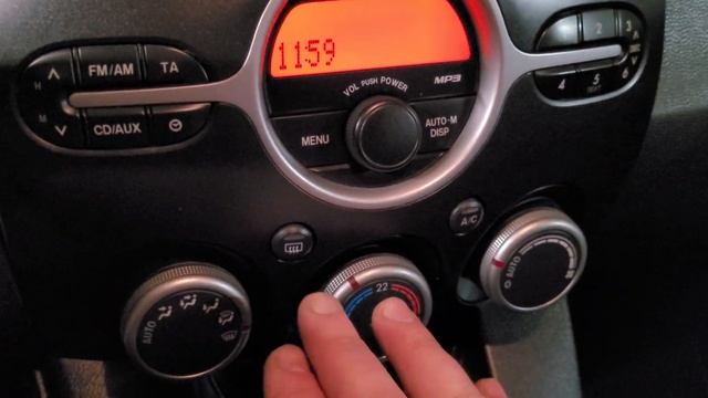 Mazda 2 - II рестайлинг (2011 г.в.) Море положительных эмоций и только одно маленькое но...... смотреть онлайн