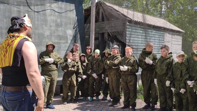 Выпускной 01.06.2019. Пейнтбол. 4В, школа 7, Красноярск. смотреть онлайн