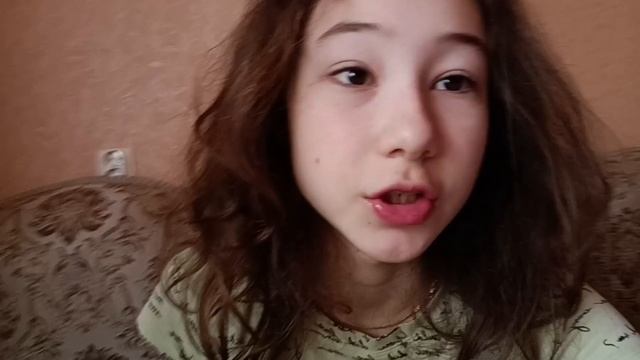 каникулы. идём в кино,в кафешки, на танцы смотреть онлайн