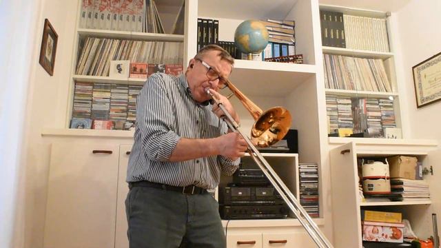 W A L K I N' (M. Davis) - NC Trombone смотреть онлайн