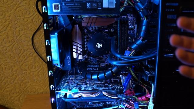 Компьютерный корпус AEROCOOL Cruisestar Advance с окном на боковой стенке смотреть онлайн