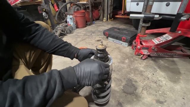 Lifting my Honda Element Rear Side - Episode 4 смотреть онлайн