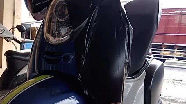 proses cepat ganti warna motor Scoopy dari biru menjadi hitam doff смотреть онлайн