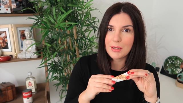 What’s in my MAKEUP BAG ? || Federica Effe смотреть онлайн