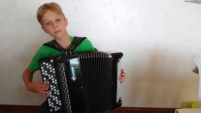 "Утомленное солнце" исполняет Тимофей Батанов. смотреть онлайн
