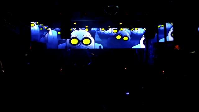 AREA 51 - Equinoxe Pt 4 Live Club Amanda смотреть онлайн