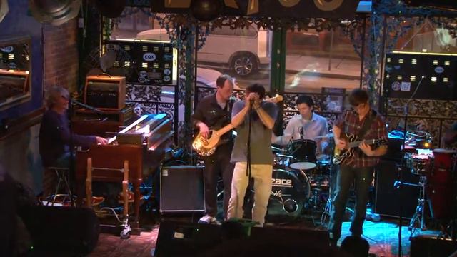 The HallerTau Band смотреть онлайн