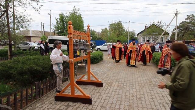 Звон на Крестный ход. пос. Светлый яр, праздник св. Жен Мироносиц, 2023 г. смотреть онлайн