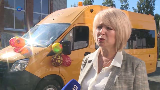 В ПЕТРОЗАВОДСКОЙ ШКОЛЕ–ИНТЕРНАТЕ №24 ПОЯВИЛСЯ НОВЫЙ СПЕЦИАЛИЗИРОВАННЫЙ АВТОБУС смотреть онлайн