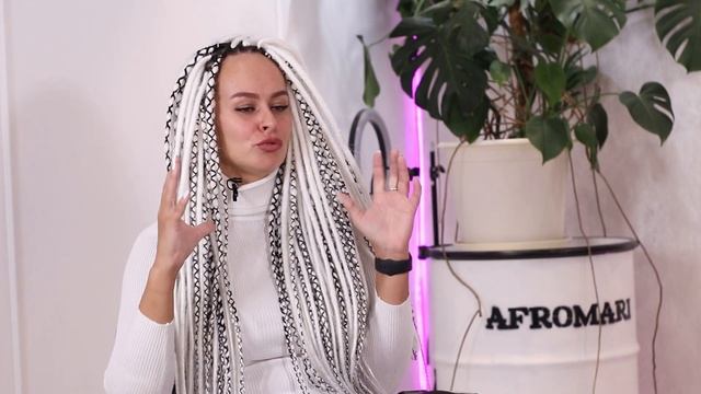 Маша АФРОМАТЕРИАЛ в гостях у Маши АФРОМАРИ смотреть онлайн