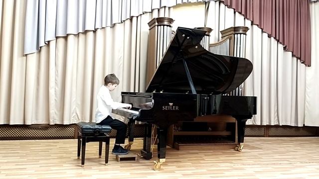 Елаев Артём Д.Б. Кабалевский "Рондо-токката" смотреть онлайн