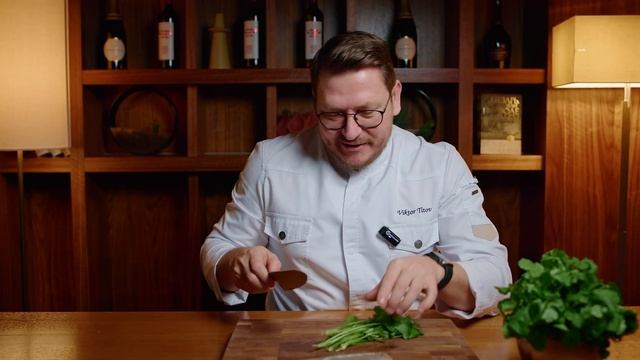 Битые огурцы | Китайское блюдо - любимая закуска в России. смотреть онлайн