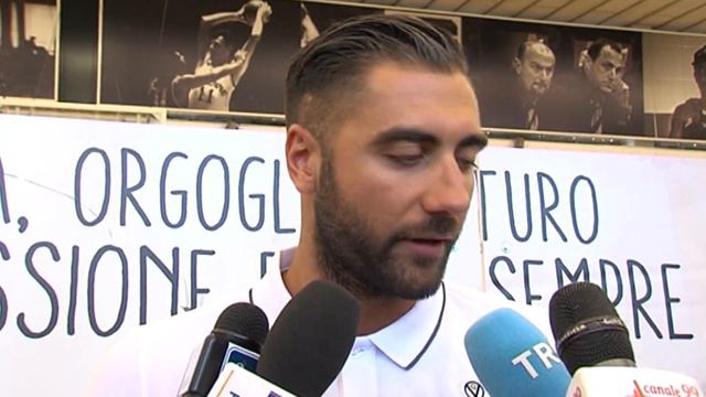 BASKET: Virtus, Aradori si presenta, "Cercavo una casa, questa è una megavilla" | VIDEO смотреть онлайн