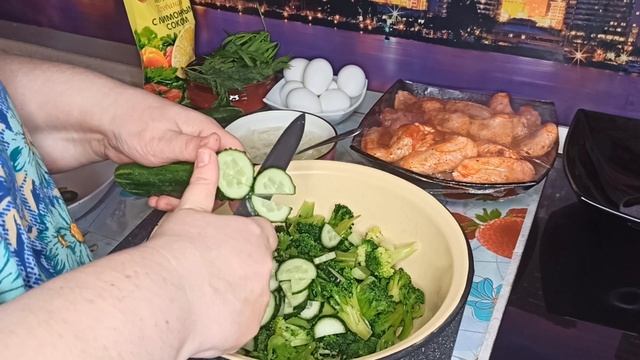 Как приготовить куриные крылышки в духовке , рецепт куриных крылышек , вкусные куриные крылышки. смотреть онлайн