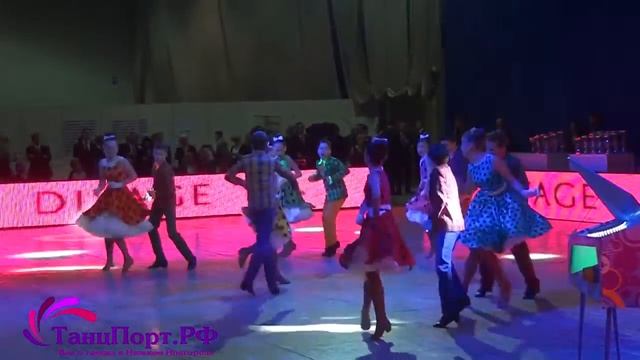 Шоу "У радиолы" - ТСК "Экспромт" смотреть онлайн