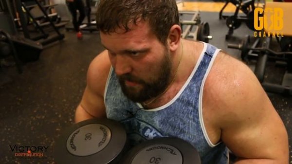 КИРИЛЛ САРЫЧЕВ. Как пожал "50"кг - и тренировался с девушкой! (GoB channel)