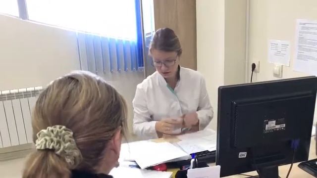 Невролог из Москвы на приеме в поликлинике "Целитель" смотреть онлайн