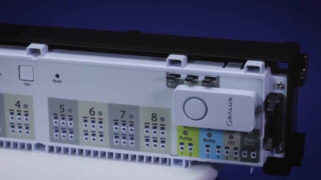 Salus KL08RF - 8 Zone Wiring Centre смотреть онлайн