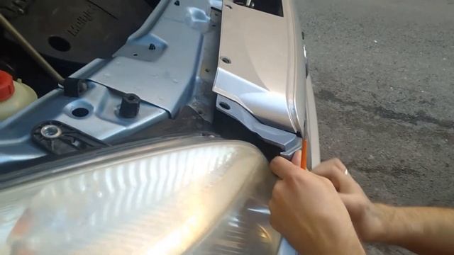 Fiat Doblo Ön Far Nasıl Sökülür?