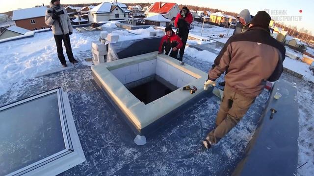 Зенитный фонарь (зенитное окно) VELUX на плоской крыше [Дневник Домостроителя] (короткая версия) смотреть онлайн