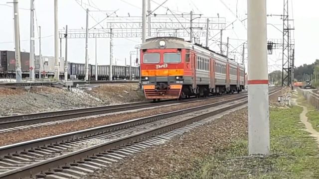 Электропоезд ЭД2Т-0038, следует резервом смотреть онлайн